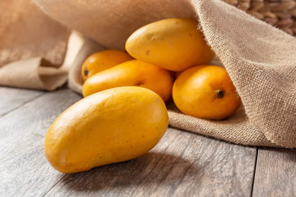 A Guide On How To Store Mangoes