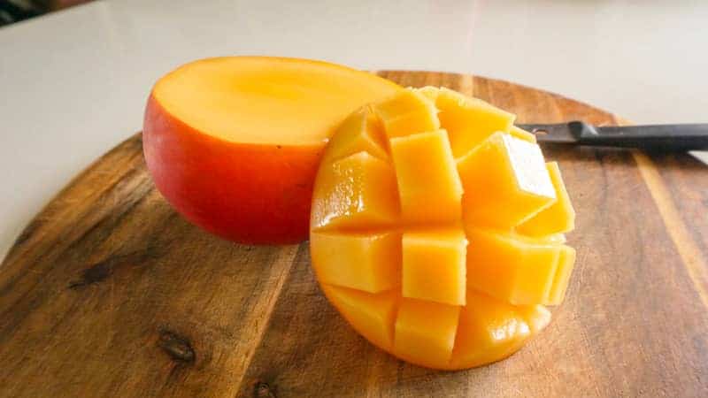 Calypso mango sliced