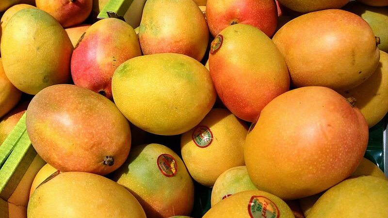 pearl mangoes